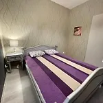 Habitación en casa particular Bursztyn *