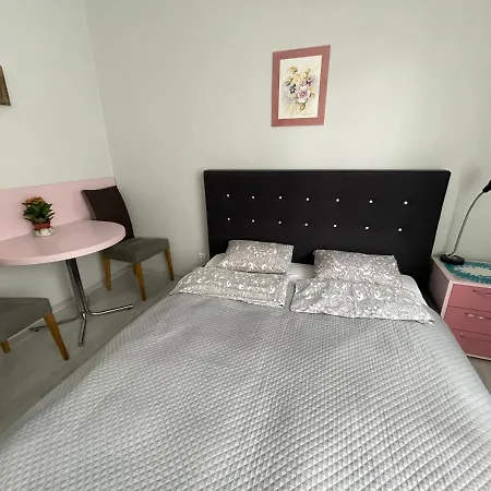 Quarto em Acomodações Particulares Bursztyn Dębki