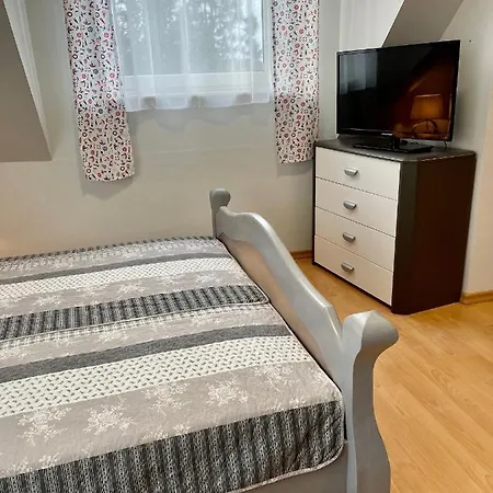 Bursztyn Homestay Debki