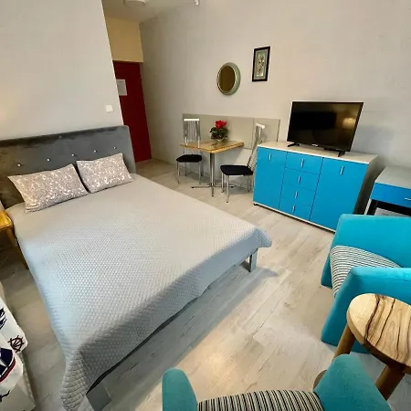 Bursztyn Homestay Debki