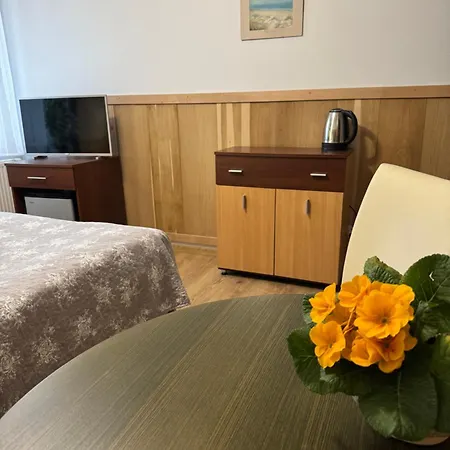 Bursztyn Homestay Debki